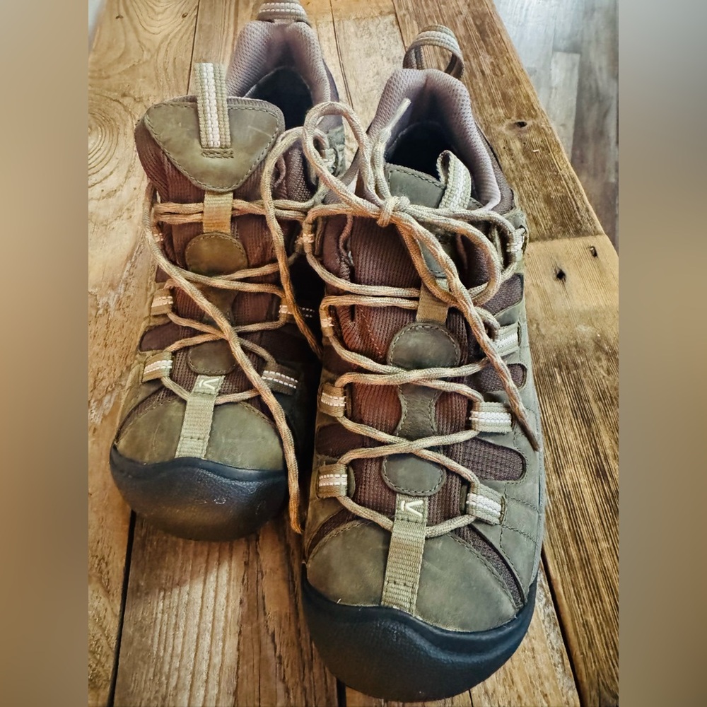 Keen Men's Boots - Olive and Brown